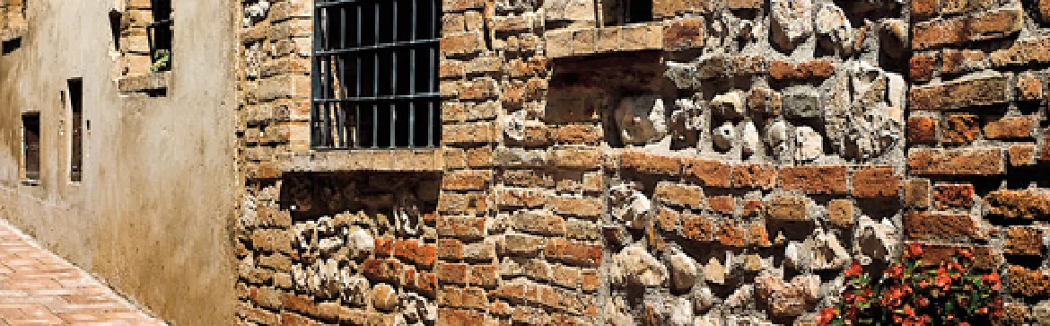 Blocchi per murature<br>Muri di contenimento